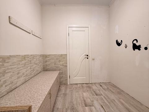 комерційна за адресою Захисників України вул. (1-го Травня), 1в
