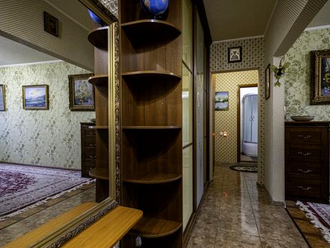 квартира по адресу Зои Гайдай ул., 10