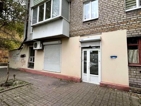 комерційна за адресою Леоніда Жаботинського вул. (Правди), 10-А