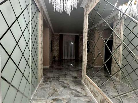 будинок за адресою Айвазовського вул.