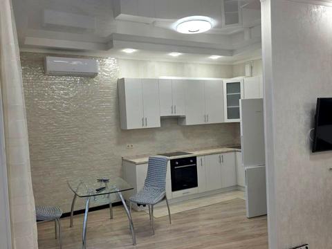 квартира за адресою Академіка Філатова вул., 2/1
