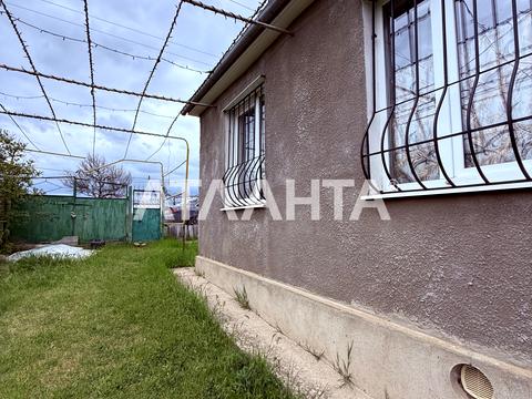 дом по адресу центральна, 590