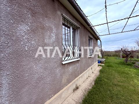 дом по адресу центральна, 590