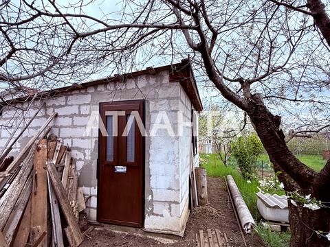 дом по адресу центральна, 590