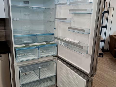 квартира за адресою Київ, Салютна вул., 1-Б