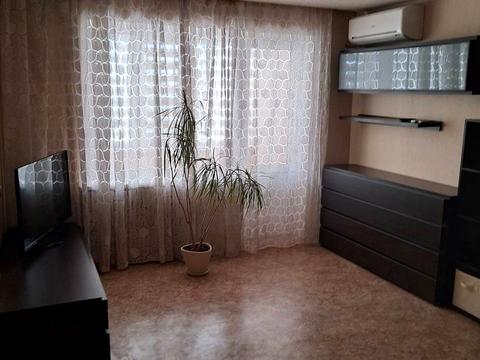 квартира за адресою Менахем-Мендл Шнеєрсона вул. (Мініна), 9