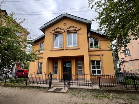 комерційна за адресою Бельведерська вул., 43