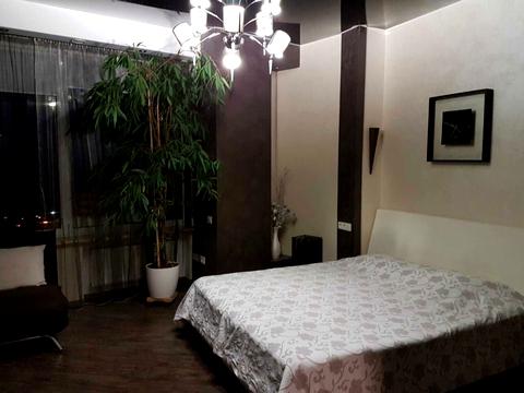 квартира за адресою Літературна вул., 1а