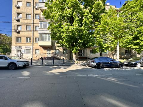 коммерческая по адресу Староказацкая ул. (Комсомольская), 44