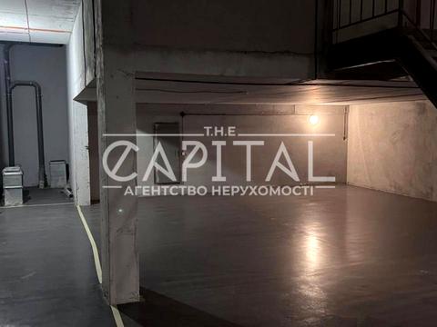 комерційна за адресою Золотоустівська вул., 34