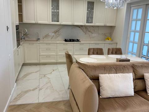 квартира по адресу Панаса Мирного ул., 1