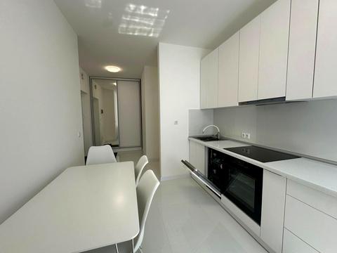 квартира за адресою Івана Коршинського вул., 76