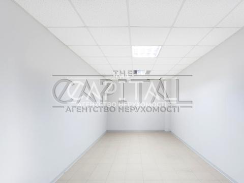 комерційна за адресою Здолбунівська вул., 7-А
