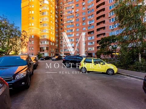 квартира за адресою Анни Ахматової вул., 13-Д