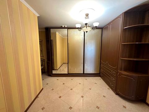 квартира по адресу Анны Ахматовой ул., 28