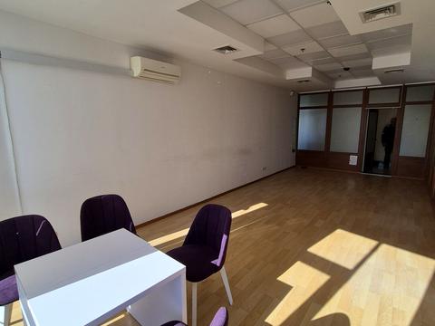 коммерческая по адресу Червоной Калины просп., 62А