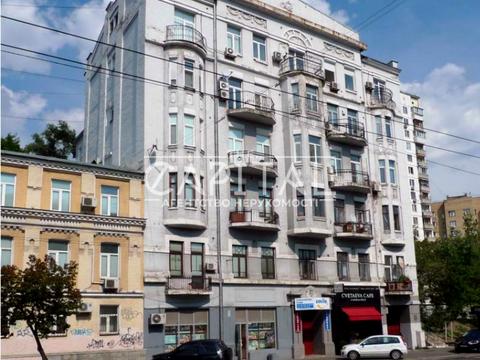 комерційна за адресою Саксаганського вул., 58