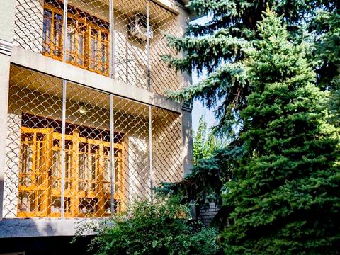 будинок за адресою Михайла Грушевського вул. (Карла Лібкнехта), 33