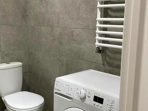 квартира за адресою Довженка вул., 24