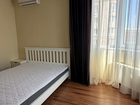 квартира за адресою Академіка Амосова вул., 63