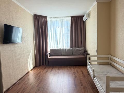 квартира за адресою Академіка Амосова вул., 63