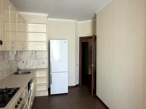 квартира за адресою Академіка Амосова вул., 63