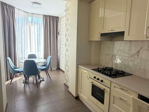 квартира за адресою Академіка Амосова вул., 63