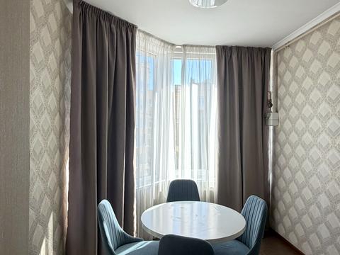 квартира за адресою Академіка Амосова вул., 63