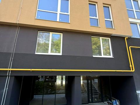 комерційна за адресою Малоголосківська вул., 21