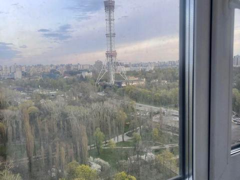 квартира за адресою Олени Теліги вул., 25
