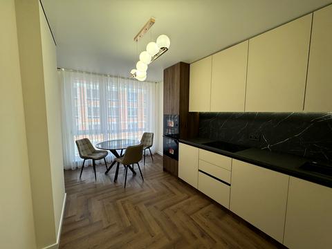 квартира за адресою Романа Левицького вул., (Будинок 6)