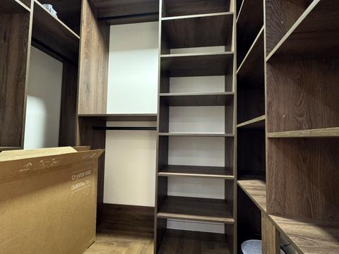 квартира за адресою Романа Левицького вул., (Будинок 6)