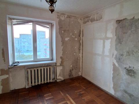 квартира за адресою Автозаводська вул., 4