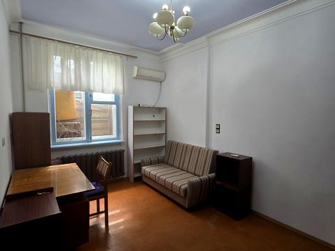 квартира за адресою Дачна вул., 42