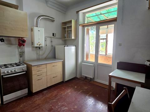 квартира за адресою Дачна вул., 42