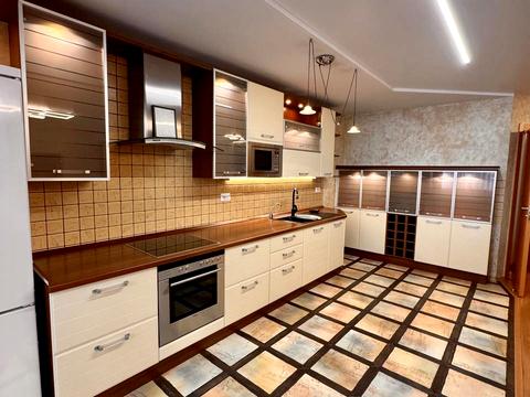квартира за адресою Тіниста вул., 15