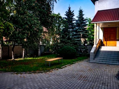 будинок за адресою Михайла Грушевського вул. (Карла Лібкнехта), 33