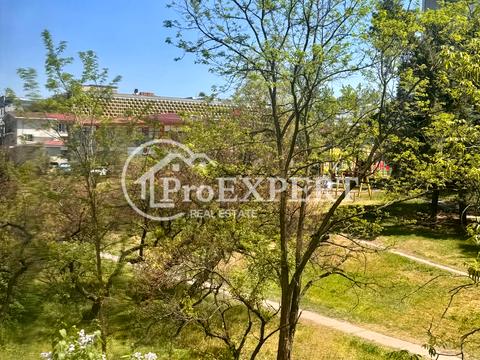 квартира за адресою Андрія Малишка вул., 3