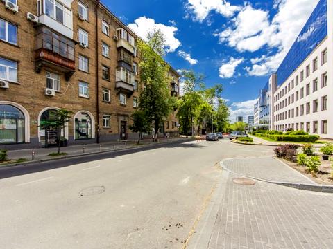 квартира за адресою Зоологічна вул., 6