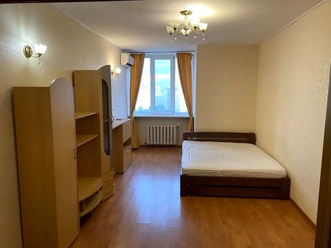 квартира по адресу Миколы Бажана просп., 1-М