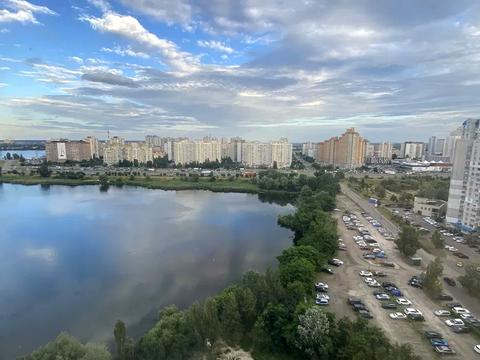 квартира по адресу Миколы Бажана просп., 1-М