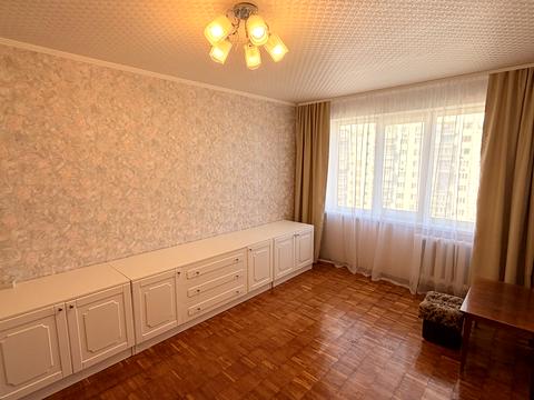 квартира за адресою Пантелеймона Куліша вул. (Челябінська), 15