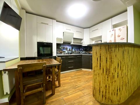 квартира за адресою Боголюбова вул., 4