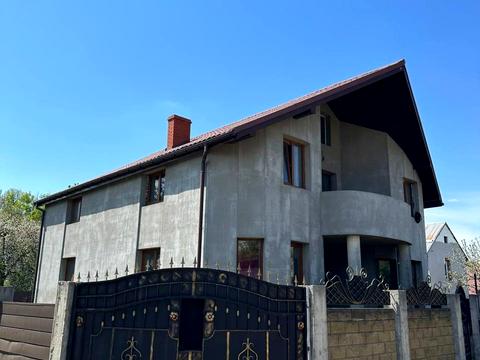 будинок за адресою Дорожна