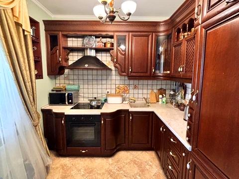 квартира по адресу Салютная ул., 4-А