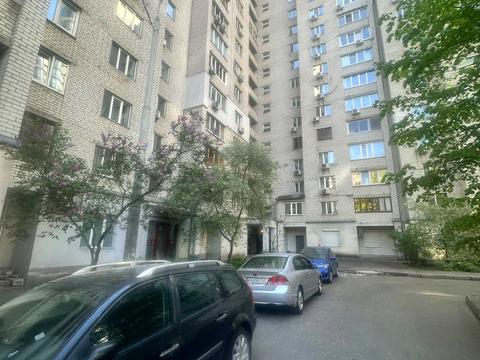 квартира за адресою Андрія Верхогляда, 2