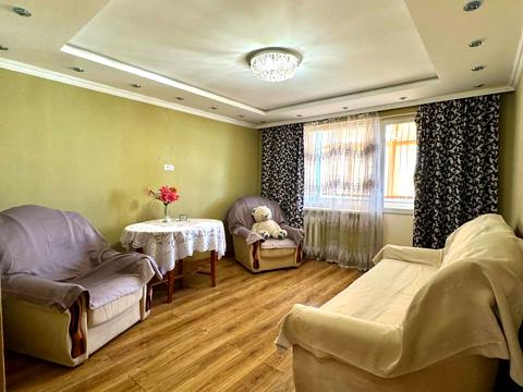квартира за адресою Героїв Крут бульв. (Героїв Сталінграду), 4