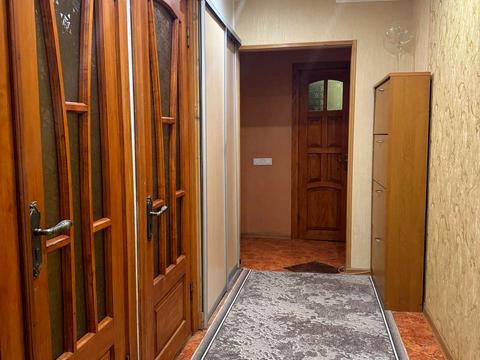 квартира за адресою Героїв Крут бульв. (Героїв Сталінграду), 4
