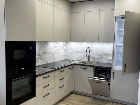квартира за адресою Дніпровська набережна вул., 20-А
