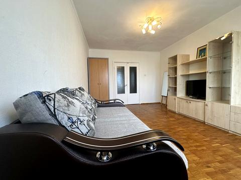 квартира за адресою Оноре де Бальзака вул., 54